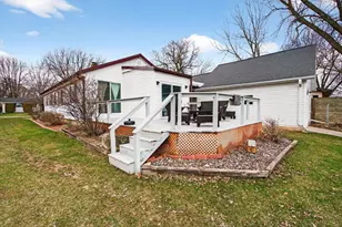 739 Park St, Wrightstown, WI 54180 - Photo 35