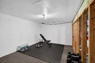 739 Park St, Wrightstown, WI 54180 - Photo 25