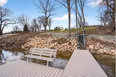 739 Park Street, Wrightstown, WI 54180 - Photo 3