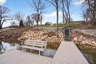 739 Park St, Wrightstown, WI 54180 - Photo 3