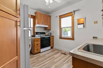 730 Powers Street, Oshkosh, WI 54901 - Photo 13