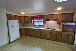 1823 N Alvin St, Appleton, WI 54911 - Photo 11