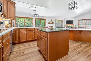 4424 Harbor Village Dr, Omro, WI 54963 - Photo 9