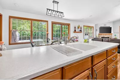 4424 Harbor Village Drive, Omro, WI 54963 - Photo 13