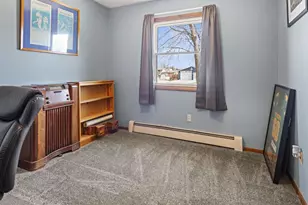 1109 Morningside Ct, Marinette, WI 54143 - Photo 11