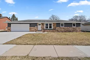 1855 St Agnes Dr, Green Bay, WI 54304 - Photo 39