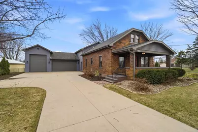 1881 W Main Street, Appleton, WI 54911 - Photo 1