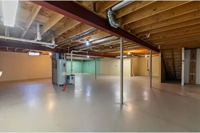 1274 W 18th Avenue, Oshkosh, WI 54904 - Photo 29