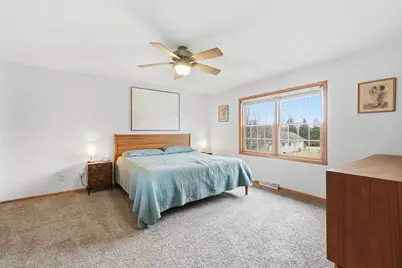 1081 S Violet Lane, Appleton, WI 54914 - Photo 15