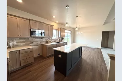 2050 Bear Paw Trail, Sherwood, WI 54130 - Photo 3