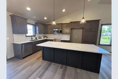 651 Reed Street, Neenah, WI 54956 - Photo 3