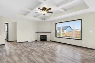 302 Willie Mays Cir, De Pere, WI 54115 - Photo 15