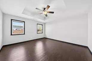 302 Willie Mays Cir, De Pere, WI 54115 - Photo 17