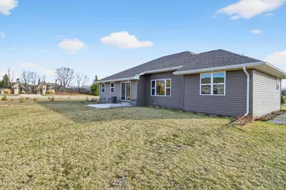 302 Willie Mays Circle, De Pere, WI 54115 - Photo 33
