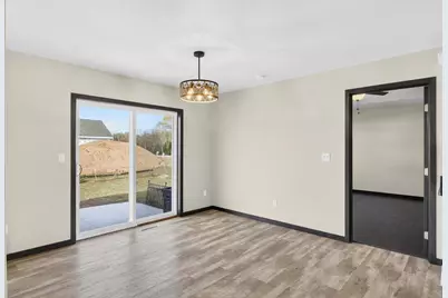 302 Willie Mays Circle, De Pere, WI 54115 - Photo 11