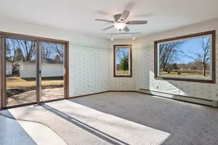 2046 Wayside Pl, Green Bay, WI 54311 - Photo 23