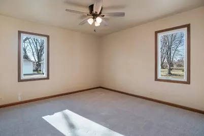 2046 Wayside Place, Green Bay, WI 54311 - Photo 27