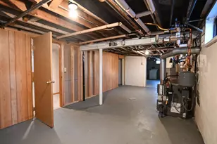 2046 Wayside Pl, Green Bay, WI 54311 - Photo 41