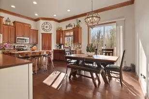 1024 Faversham Way, Green Bay, WI 54313 - Photo 9