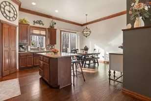 1024 Faversham Way, Green Bay, WI 54313 - Photo 7