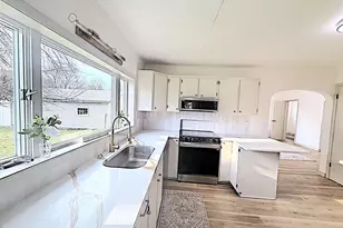 109 N Madison St, Chilton, WI 53014 - Photo 7