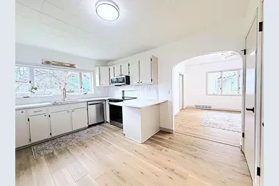 109 N Madison Street, Chilton, WI 53014 - Photo 9