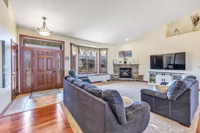 334 Whispering Creek Court, Green Bay, WI 54303 - Photo 11