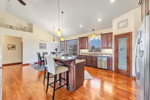 334 Whispering Creek Ct, Green Bay, WI 54303 - Photo 3