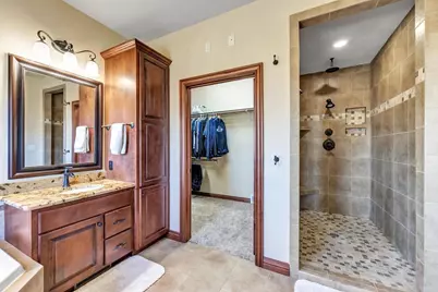 334 Whispering Creek Court, Green Bay, WI 54303 - Photo 15