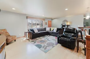 3127 Honey Creek Ct, Oshkosh, WI 54904 - Photo 7