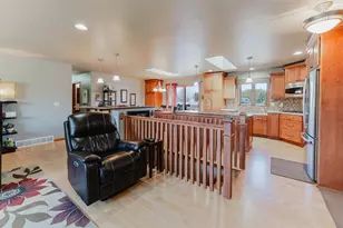 3127 Honey Creek Ct, Oshkosh, WI 54904 - Photo 9