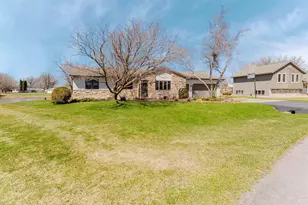 3127 Honey Creek Ct, Oshkosh, WI 54904 - Photo 53