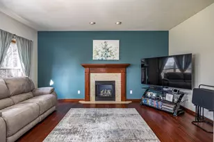 2195 Shadow Bend Ct, Neenah, WI 54956 - Photo 7