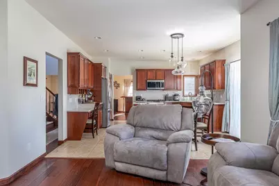 2195 Shadow Bend Court, Neenah, WI 54956 - Photo 9