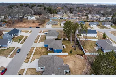 2041 Buckthorn Trail, Green Bay, WI 54304 - Photo 79