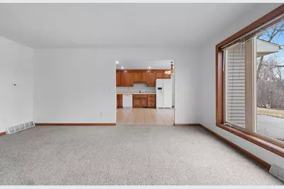 571 S 9th Street, De Pere, WI 54115 - Photo 5