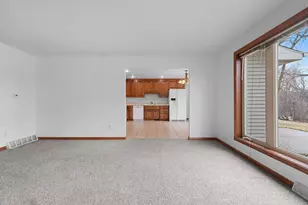 571 S 9th St, De Pere, WI 54115 - Photo 5