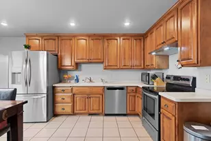 571 S 9th St, De Pere, WI 54115 - Photo 33