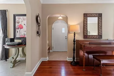 547 N Outagamie Court, Appleton, WI 54914 - Photo 3