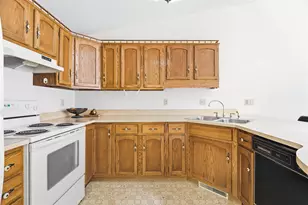 3411 N Marcos Ln, Appleton, WI 54911 - Photo 7