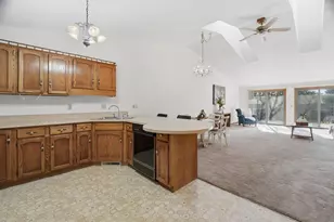 3411 N Marcos Ln, Appleton, WI 54911 - Photo 9