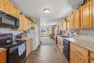 820 Minnesota Ave, North Fond du Lac, WI 54937 - Photo 7