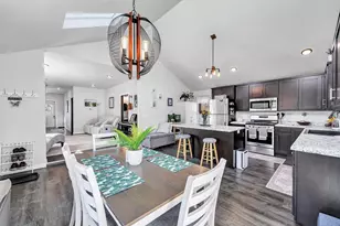 219 Rolland St, Algoma, WI 54201 - Photo 7