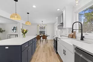 1545 Fox Ct, Green Bay, WI 54313 - Photo 9