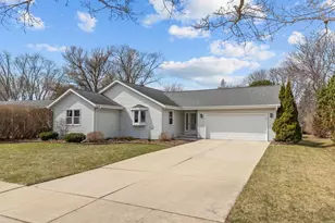 96 University Dr, Fond du Lac, WI 54935 - Photo 51