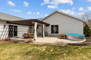 96 University Dr, Fond du Lac, WI 54935 - Photo 41