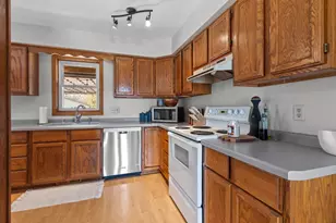 96 University Dr, Fond du Lac, WI 54935 - Photo 7