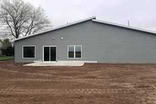 621 Pearl St, Seymour, WI 54165 - Photo 37