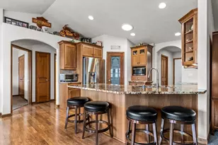 W5284 Waterview Dr, Sherwood, WI 54169 - Photo 5