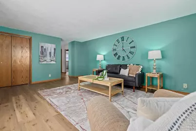 121 S Schaefer Street, Appleton, WI 54915 - Photo 9